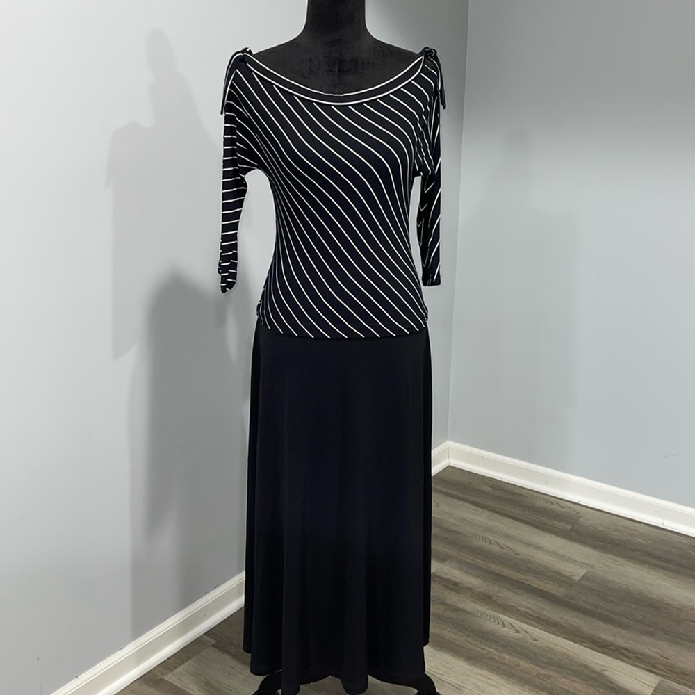 Joseph Ribkoff Dress Size 8 With Black And White Striped Top